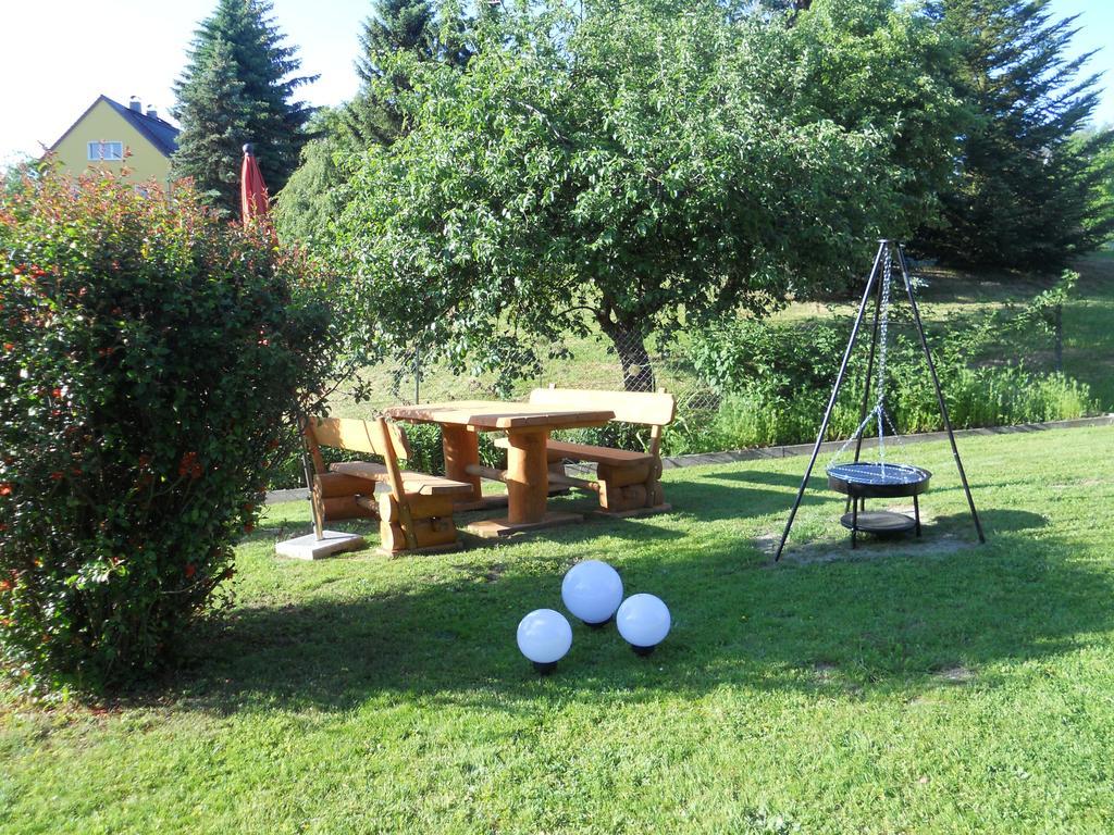 Ferienhaus Zittau Oberlausitz & Ferienwohnung Am Hamann Berg Extérieur photo